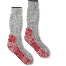 Smartwool Classic Mountaineer Maximum Cushion Crew Socks, 숯, s