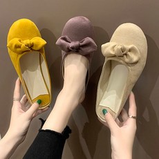 위파인더 여름 슬립온 슬리퍼 신는 여성 인스