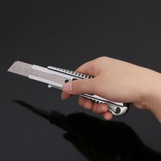8e257336a73f4341ee3a9f680b4a8af8c82debbb4f715cfc0c9e0cf6d211.jpg