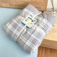 cf67910b155db663aedcb639be62634ccc82bc86327237ee0e1f31ea9393.jpg