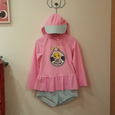e22b7dfc0445ed8eb937b1be70b0b037de545c037eea5b6361b3c5ab76be.jpg