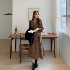 3ae7e63e0c2db1c30a705707bbb76c0211f387c7ac4a9ea3e5afd3e23e68.jpg