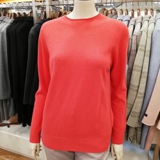 BCBG 비씨비지 가격파괴!! 화사한컬러!! 봄 고급 울 캐시미어혼방 라운드넥 니트 스웨터