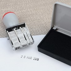 93d763e15deff766ddc661bd285bab581788df2e85381302c20aa41f8f26.jpg