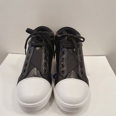 d2b9e021cde1de5d3910ce57b0735e901d3d058c3090119cee93816dc6a2.jpg