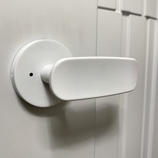5cbed8eba064be94e7ec9f3b4083983841220a642e0d72fb6a58307e41f9.jpg