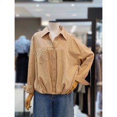 더아이잗컬렉션 자수 패치 포켓 턱 블라우스 CN8A0BL78E 백화점 아울렛 (3966036)