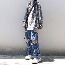 efd3d9acc593ae66ed4af69486745a9948208b4f61d96cdc4f25658949b5.jpg