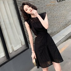 9c4371b93f4c6b561090e3d1a22cd0932b3ae93453fc024efdd6c88de636.jpg