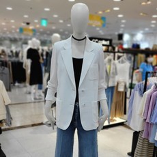 씨씨콜렉트 엠블럼자수 싱글버튼재킷(E222PSF160/화이트)(3032871) 백화점