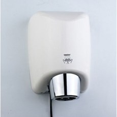 e9f395cf34038e0ee3cf526a819ad083560bb72c350bf11a585ccf21546a.jpg