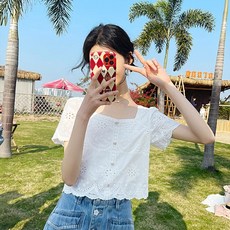 레이스펀칭블라우스