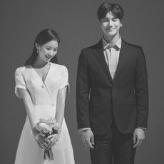 스몰웨딩 드레스 셀프웨딩 유럽풍 이브닝 드레스 브라이덜샤워 리마인드웨딩 피로연