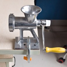 수동고기분쇄기