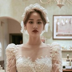 화관 플라워화관 브라이덜샤워 웨딩 소품 프렌치 센트럴 로망틱한 진주 머리띠 꽃망, 01 모델 같은 헤어 액세서리