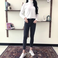 912f2571a5090f4dc6e91cca5430e97df5336bceb26065f7429567b1d2d4.jpg