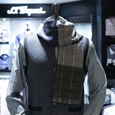 c7a48707795fd5aa4ffb80af5d19f9b16b9e95da0fe567f86f5f87a11aad.jpg