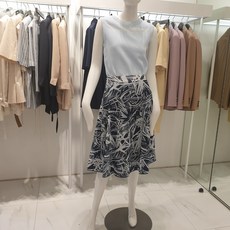 뉴코아창원이엔씨 여성 하바나 펀칭 스커트enwh92682o