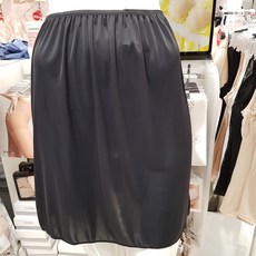 비비안 부드럽고 실키한 기본무지 *5부 하프슬립 속치마 HS5539 BK