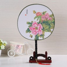 1028e8e390879d124bdfa2ac953b1080f307e3d1db96084ae7dad625bcce.jpg