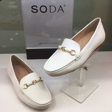39895aed179107de17a3957c52f93c66052dc1bc79a8c9830c9f69236ecd.jpg