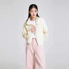 스파오윈드브레이커