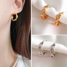 11d85a4d5ea6ddd357bf125d59dbf550d81faddca6e50c24bb750bdde1dc.jpg