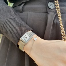 [쥴리어스 본사] 여자시계 손목시계 여성시계 메탈시계 가죽시계 가죽밴드 패션시계 메쉬밴드 데일리템 쥴리어스컴퍼니 여자친구 선물 JULIUS JA-1071