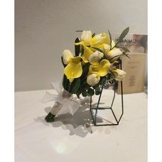 플라워맨 셀프웨딩 브라이덜샤워 튤립카라조화부케 실크플라워 웨딩촬영 부토니에서비스 제주도스냅꽃