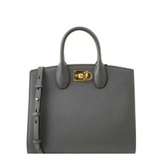 페라가모숄