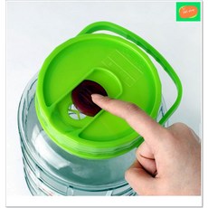 a57dab4af7b04c27f92e4eb4e66d5932fe3827eb4653ced8e839a4b93179.jpg