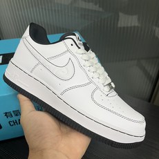 나이키아쿠아리프트양말