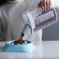고양이 사료통 강아지 간식통 반려견 반려동물 사료 보관함 소분통 계량 투명 2Kg, 1개, 2L