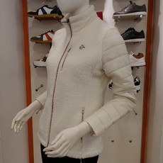 c70260aeaa8867360d32b6bd263acbdbf65fca377cae4907168c9c98b3c3.jpg