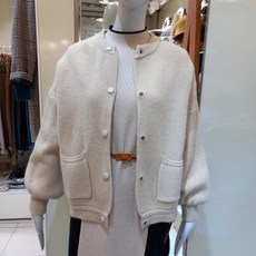 8fb4efc4f23a65c894a6419d5a72bb8ea6ca83f7fce327e9ee098fc48e35.jpg