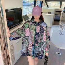 페이즐리 가죽자켓 여성용 자외선 차단 옷 루즈 캐주얼 후드 야외 얇은 통기성 재킷 디자이너 상의 여름