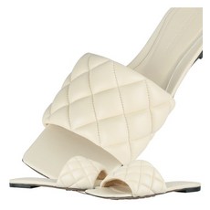 보테가베네타뮬