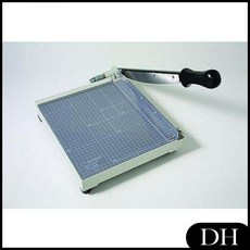 d10012ea1f4558ab72ebf6f8aadcf7550dd368d27e965392c28b1ef9d127.jpg
