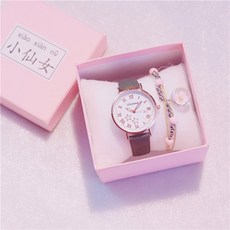 Dec.25 31번 포인터 시계 러블리 베이비 인스 패션 초중고생 풋풋 캐릭터 야광Z
