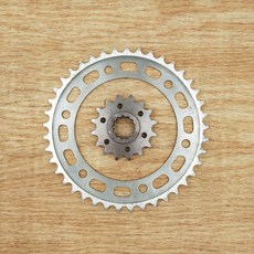 오토바이 전륜 및 후륜 기어 및 혼다 용 CBR600 F5 2003-2010 CBR1000 2004-2007 오토바이 525 체인 휠 스프라켓 세트/Motorcycle Front and Rear Gear&amp;Sprocket For Honda CBR600 F5, 1개