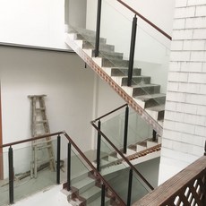 아파트유리난간