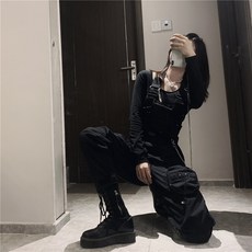 시크한 스타일 암흑색 힙합 스트릿 눈길을 끄는 기능 카고무드 다포켓 와이드 루즈핏 하이웨스트 조거 긴바지