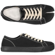 메종마르지엘라타비