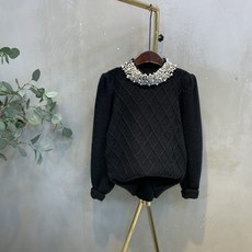 씨샵인더룸 / 보드레 진주 엠보 아가일 니트 2color