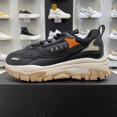 아키클래식어반트래커스니커즈