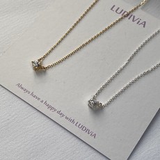 미니큐빅목걸이
