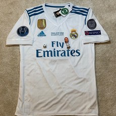 d672eb6c5394e6377df5a40c5054405e8d3404ff22f2de8883eeb941fe1c.jpg