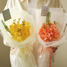 봄날의 프리지아조화 꽃다발(2color), 3.사랑(영문), 코랄핑크
