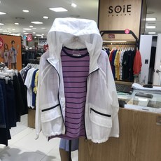 b37c68dc229d5428755e18592721289afcc1a2c2d9679d66223c955fe777.JPG