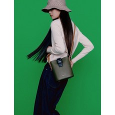 빈폴 ACC 중복쿠폰증정 빈폴ACC (BE07D3M32J)테이트 빈 버킷백 Olive